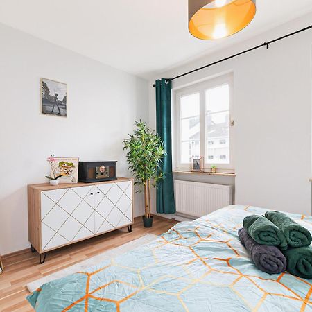 Smart Home - Wuppertal - Perfect For 6 Guests - Central - Netflix - Schwebebahn - Free Parking Zone מראה חיצוני תמונה
