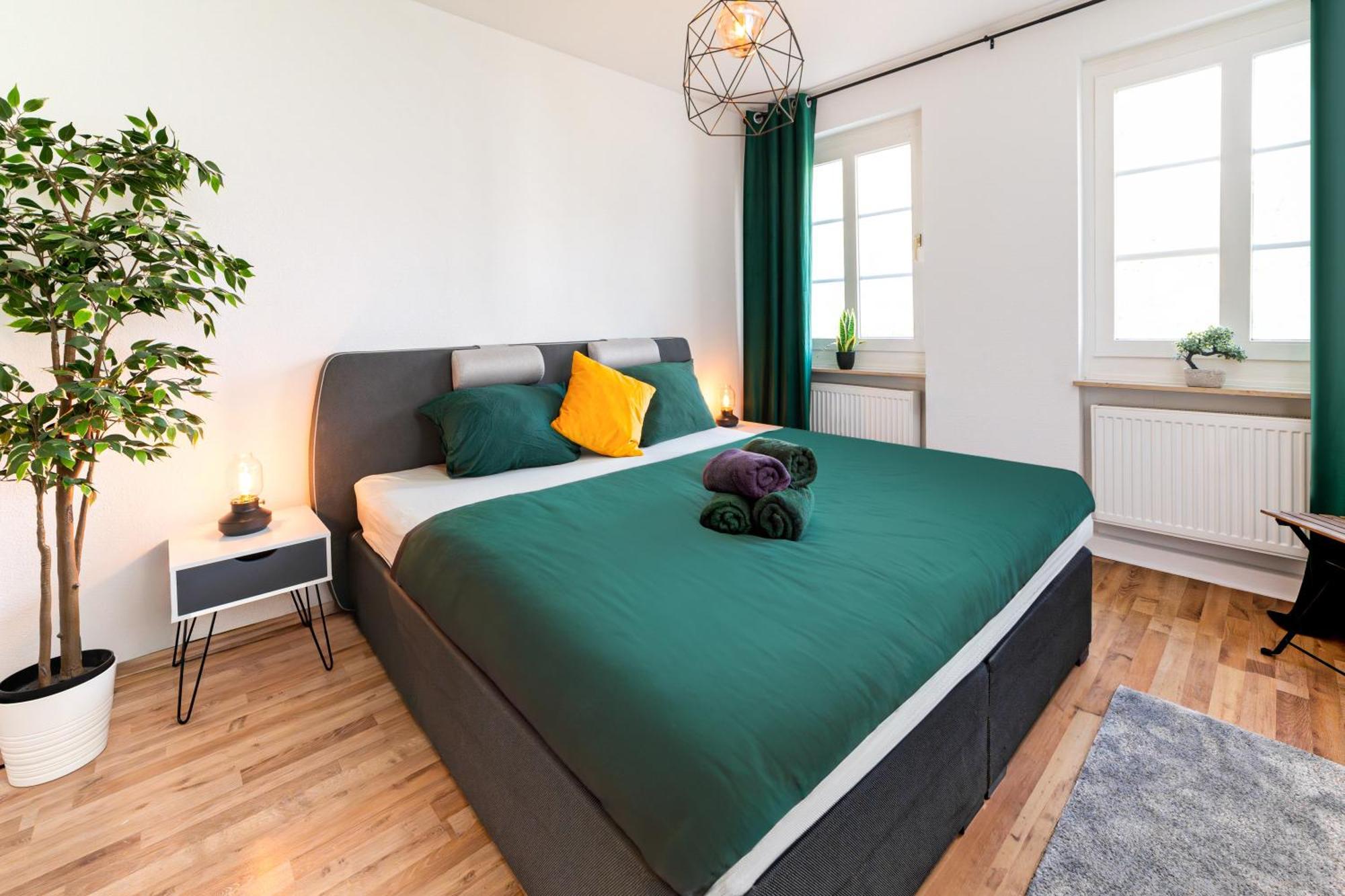 Smart Home - Wuppertal - Perfect For 6 Guests - Central - Netflix - Schwebebahn - Free Parking Zone מראה חיצוני תמונה