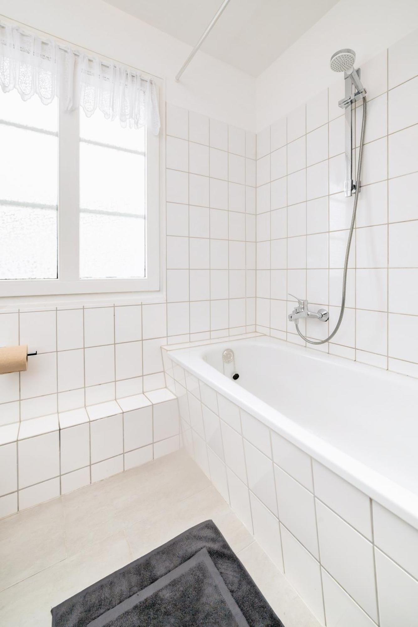 Smart Home - Wuppertal - Perfect For 6 Guests - Central - Netflix - Schwebebahn - Free Parking Zone מראה חיצוני תמונה