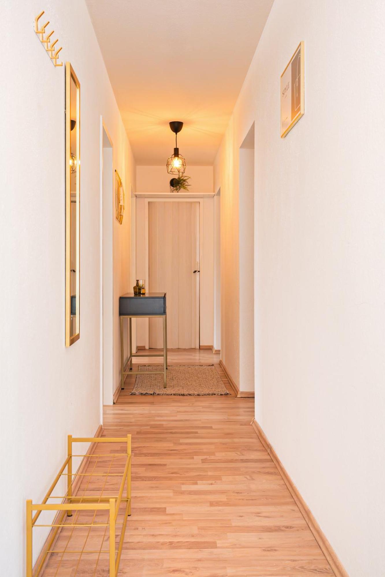 Smart Home - Wuppertal - Perfect For 6 Guests - Central - Netflix - Schwebebahn - Free Parking Zone מראה חיצוני תמונה